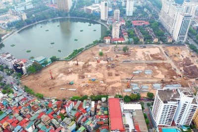 Tâm lý nhà đầu tư giằng co khi giá chung cư Hà Nội tăng mạnh